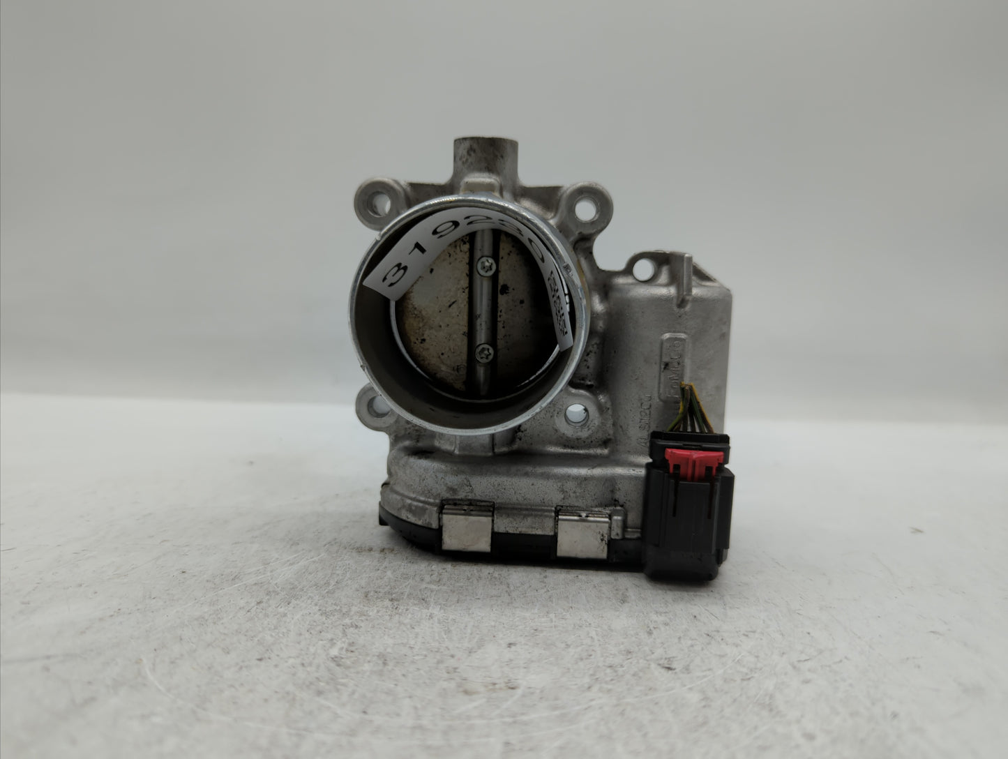 2014-2018 Ford Focus Throttle Body P/N:DS7E-9F991-BB Fits Fits 2014 2015 2016 2017 2018 2019 OEM Used Auto Parts - Oemusedau