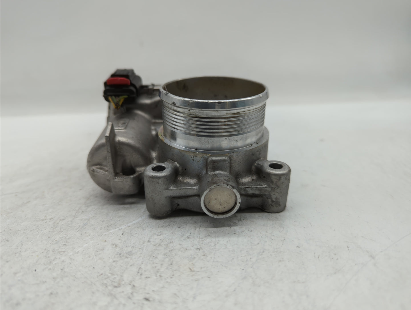 2014-2018 Ford Focus Throttle Body P/N:DS7E-9F991-BB Fits Fits 2014 2015 2016 2017 2018 2019 OEM Used Auto Parts - Oemusedau