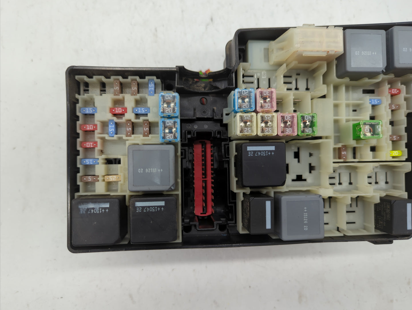 2012-2014 Ford Focus Fusebox Fuse Box Panel Relay Module P/N:AV6T-14A142-AB AV6T-14A142-AA, FU4T-14K733 Fits Fits 2012 2013 
