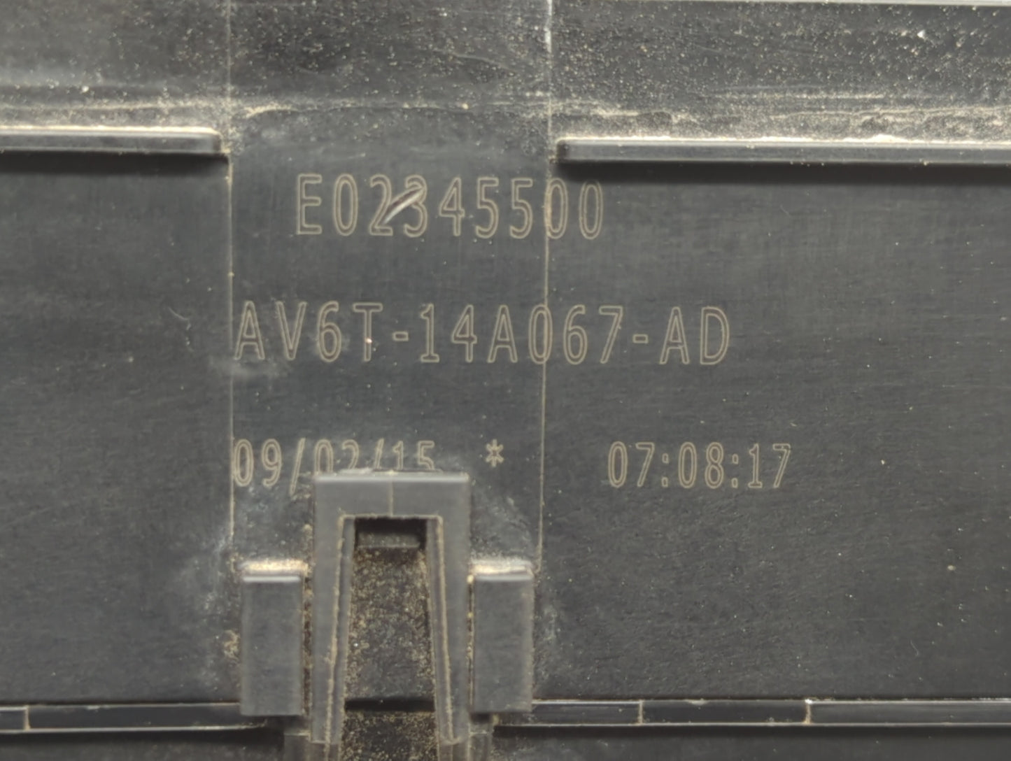 2012-2014 Ford Focus Fusebox Fuse Box Panel Relay Module P/N:AV6T-14A142-AB AV6T-14A142-AA, FU4T-14K733 Fits Fits 2012 2013 