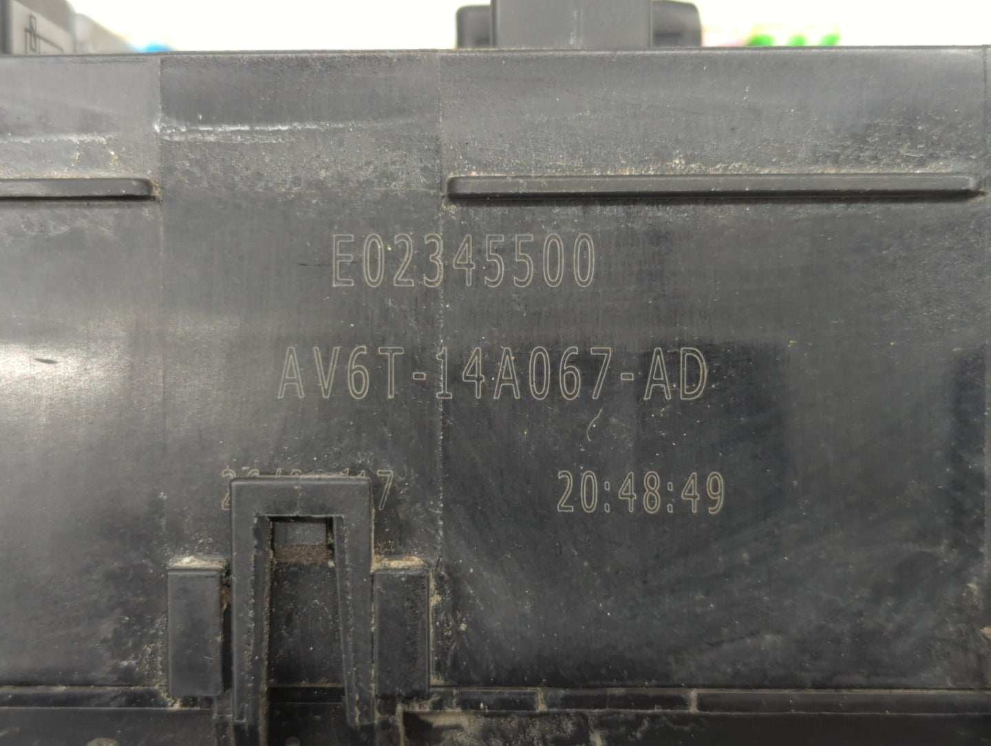 2012-2014 Ford Focus Fusebox Fuse Box Panel Relay Module P/N:AV6T-14A142-AB AV6T-14A142-AA, FU4T-14K733 Fits Fits 2012 2013 