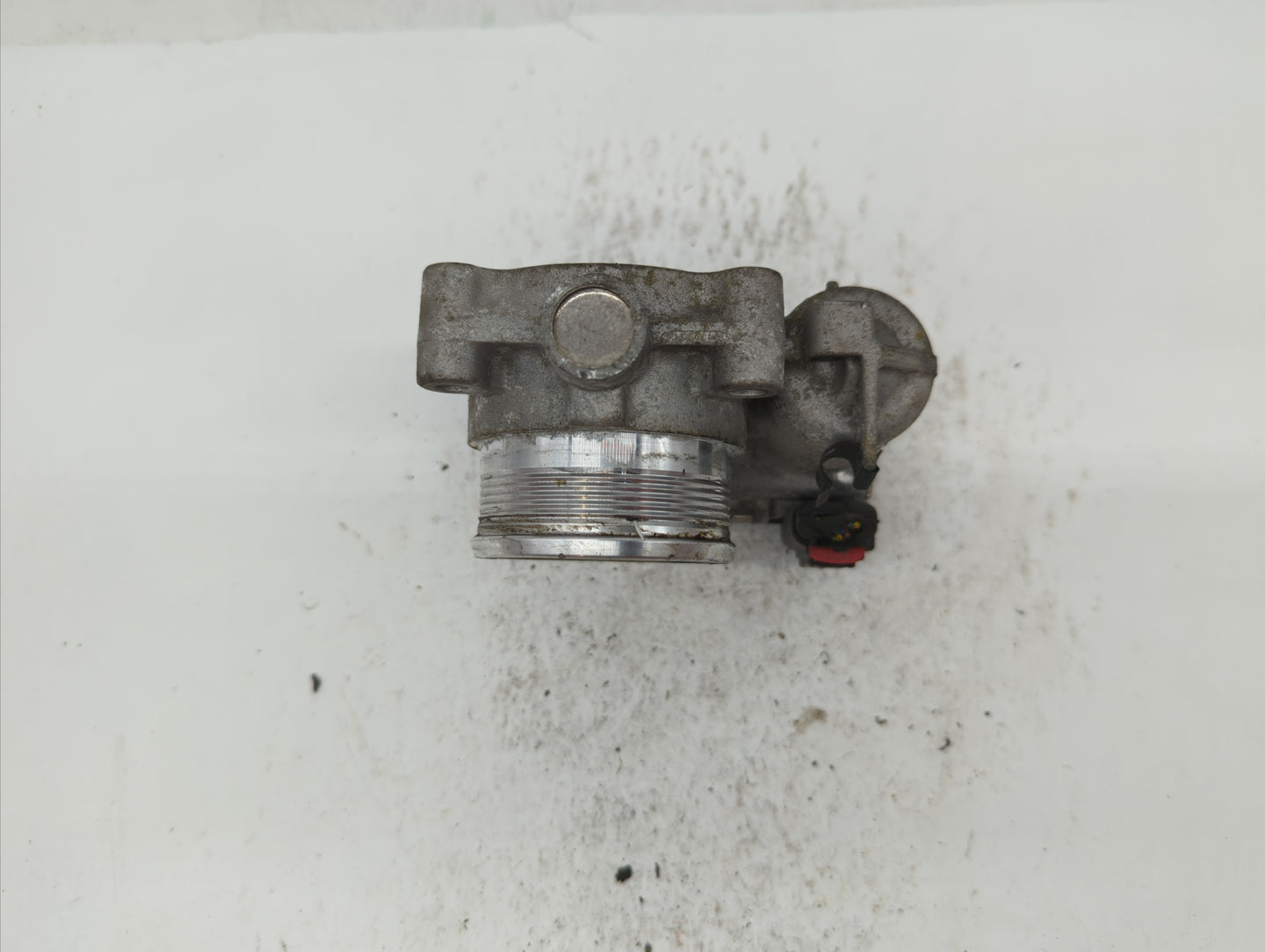 2014-2018 Ford Focus Throttle Body P/N:DS7E-9F991-BB Fits Fits 2014 2015 2016 2017 2018 2019 OEM Used Auto Parts - Oemusedau