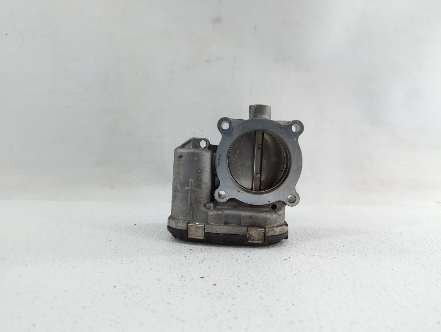 2014-2018 Ford Focus Throttle Body P/N:DS7E-9F991-BB Fits Fits 2014 2015 2016 2017 2018 2019 OEM Used Auto Parts - Oemusedau