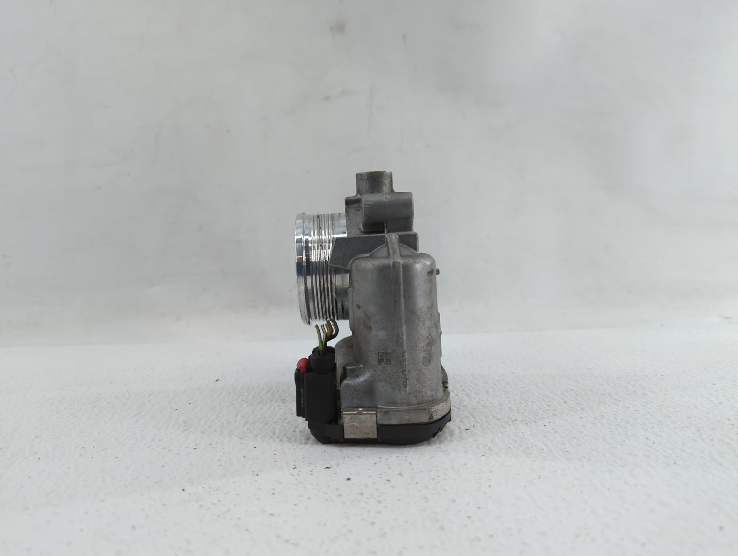 2014-2018 Ford Focus Throttle Body P/N:DS7E-9F991-BB Fits Fits 2014 2015 2016 2017 2018 2019 OEM Used Auto Parts - Oemusedau