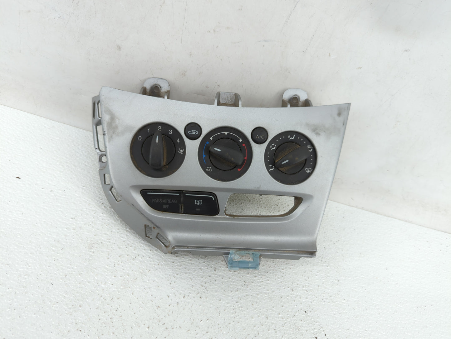 2013-2014 Ford Focus Climate Control Module Temperature AC/Heater Replacement P/N:E1062773 CM5T-19980-AF Fits Fits 2013 2014