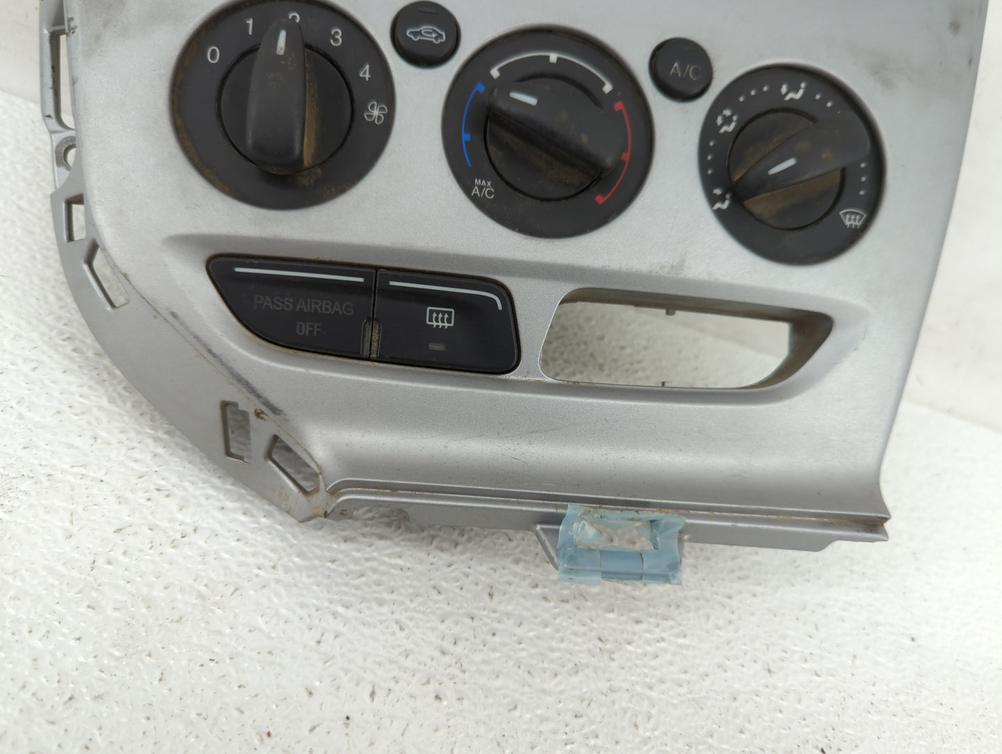 2013-2014 Ford Focus Climate Control Module Temperature AC/Heater Replacement P/N:E1062773 CM5T-19980-AF Fits Fits 2013 2014
