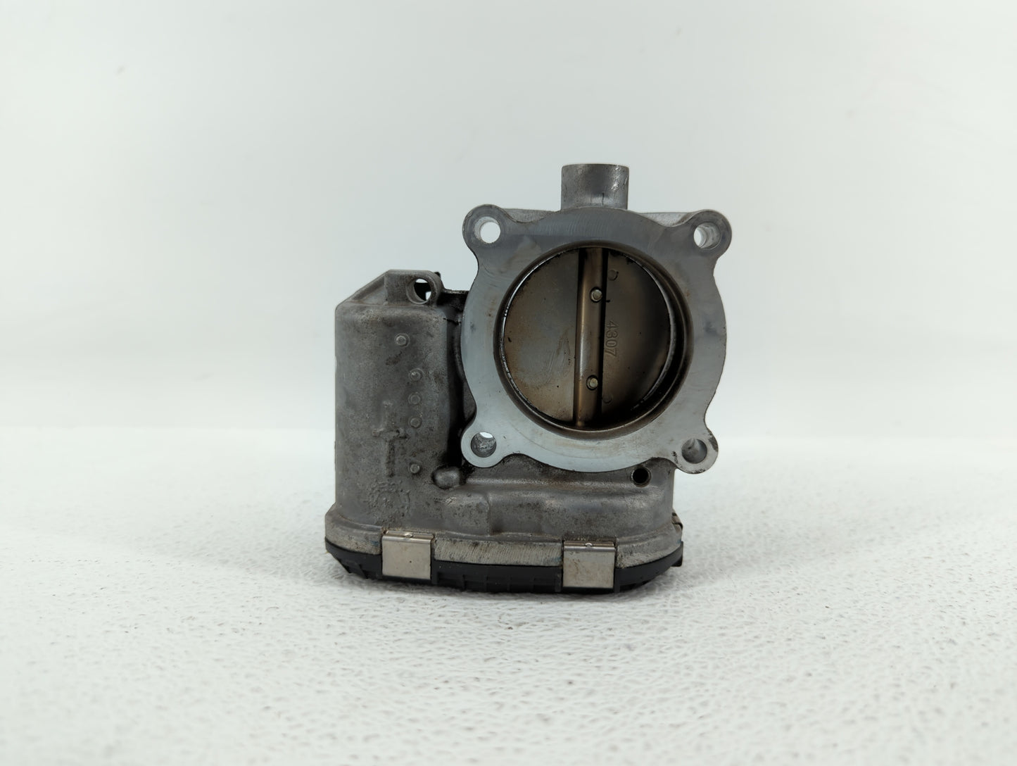 2014-2018 Ford Focus Throttle Body P/N:DS7E-9F991-BB Fits Fits 2014 2015 2016 2017 2018 2019 OEM Used Auto Parts - Oemusedau