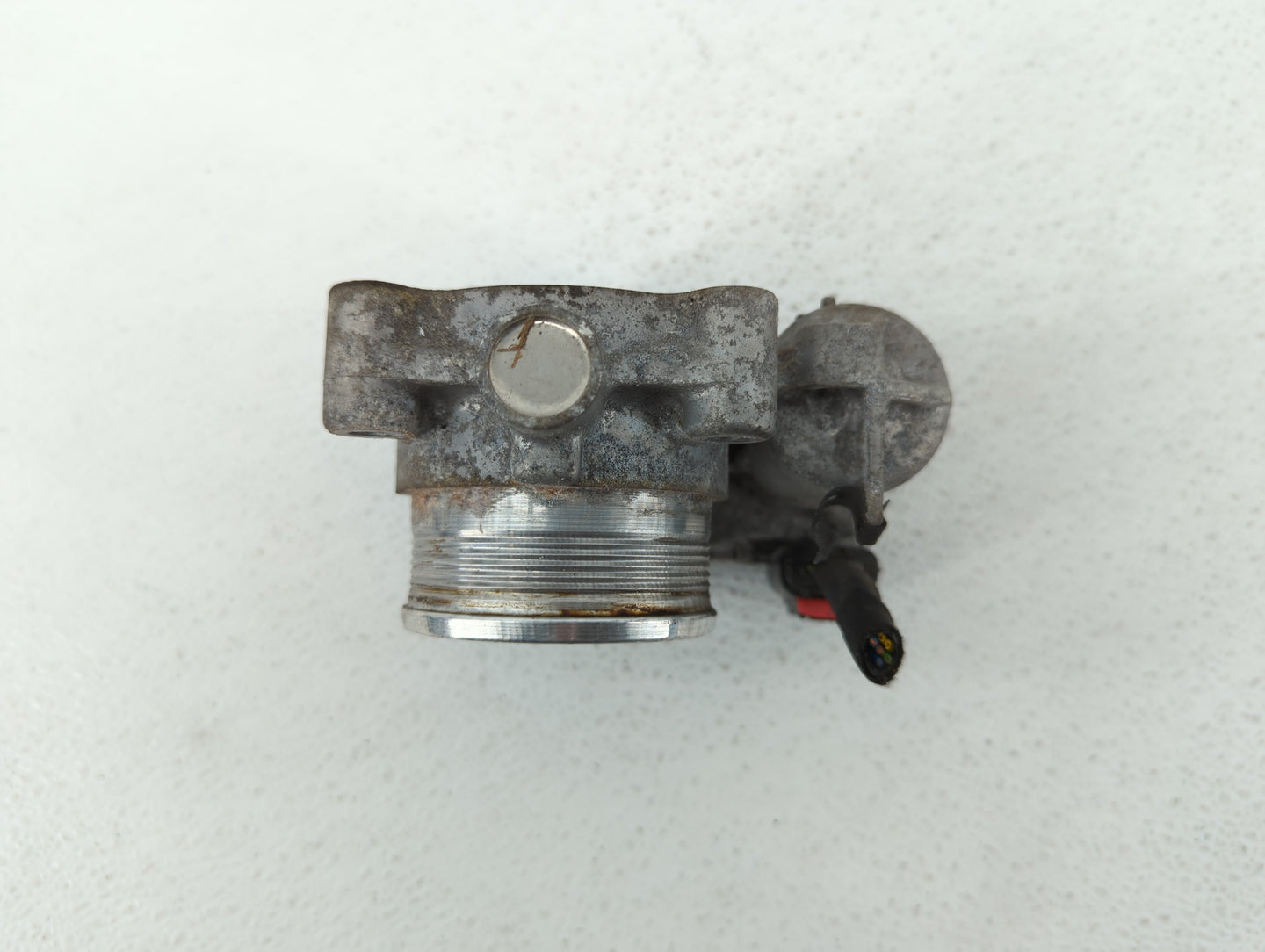 2014-2018 Ford Focus Throttle Body P/N:DS7E-9F991-BB Fits Fits 2014 2015 2016 2017 2018 2019 OEM Used Auto Parts - Oemusedau