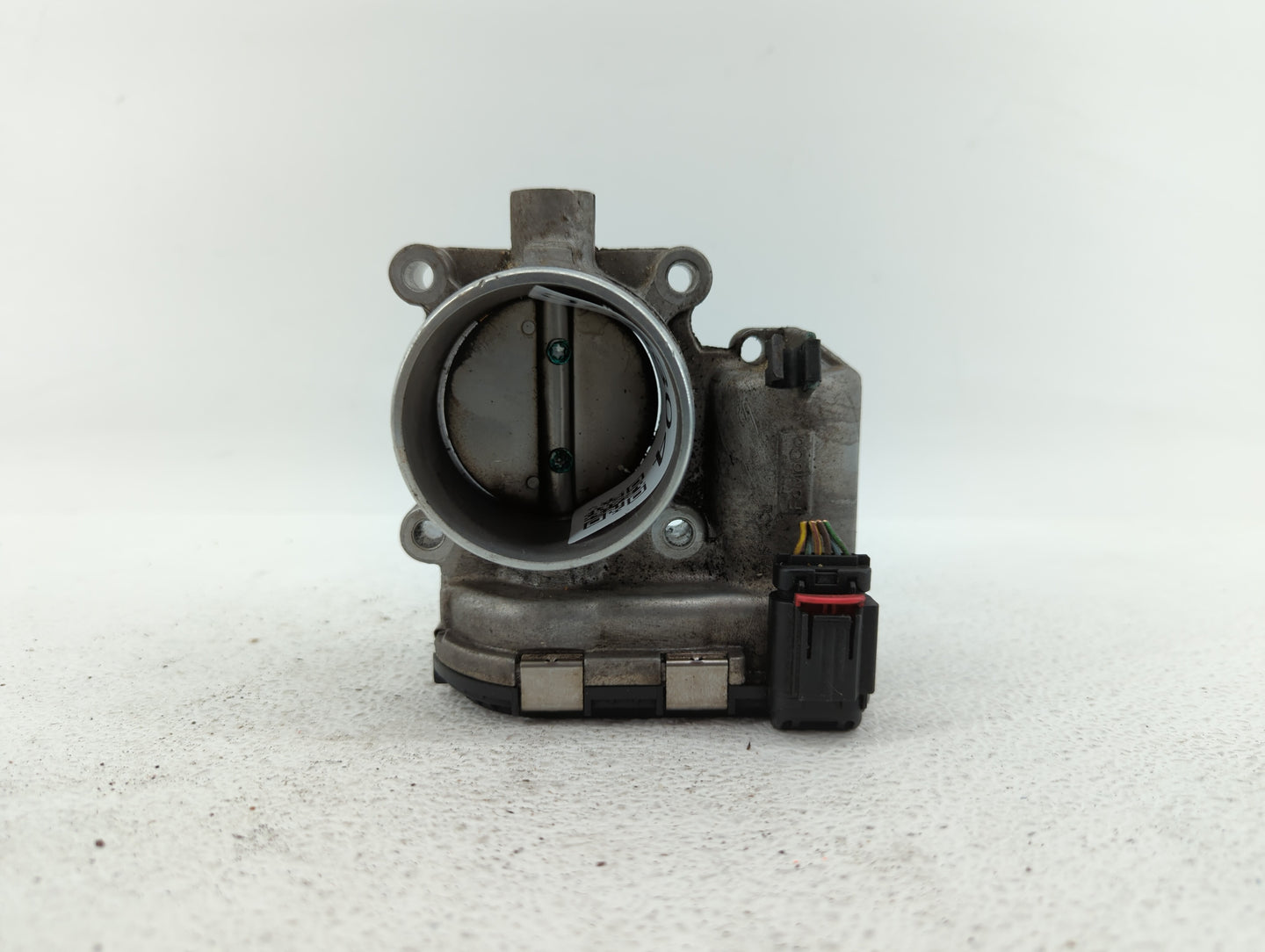 2014-2018 Ford Focus Throttle Body P/N:DS7E-9F991-BB Fits Fits 2014 2015 2016 2017 2018 2019 OEM Used Auto Parts - Oemusedau