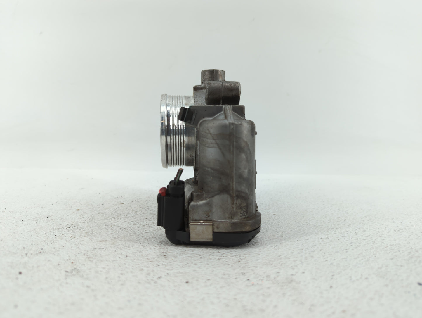 2014-2018 Ford Focus Throttle Body P/N:DS7E-9F991-BB Fits Fits 2014 2015 2016 2017 2018 2019 OEM Used Auto Parts - Oemusedau