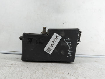 2012-2014 Ford Focus Fusebox Fuse Box Panel Relay Module P/N:EV4T-14K733 AV6T-14A142-AB, AV6T-14A142-AA Fits Fits 2012 2013 
