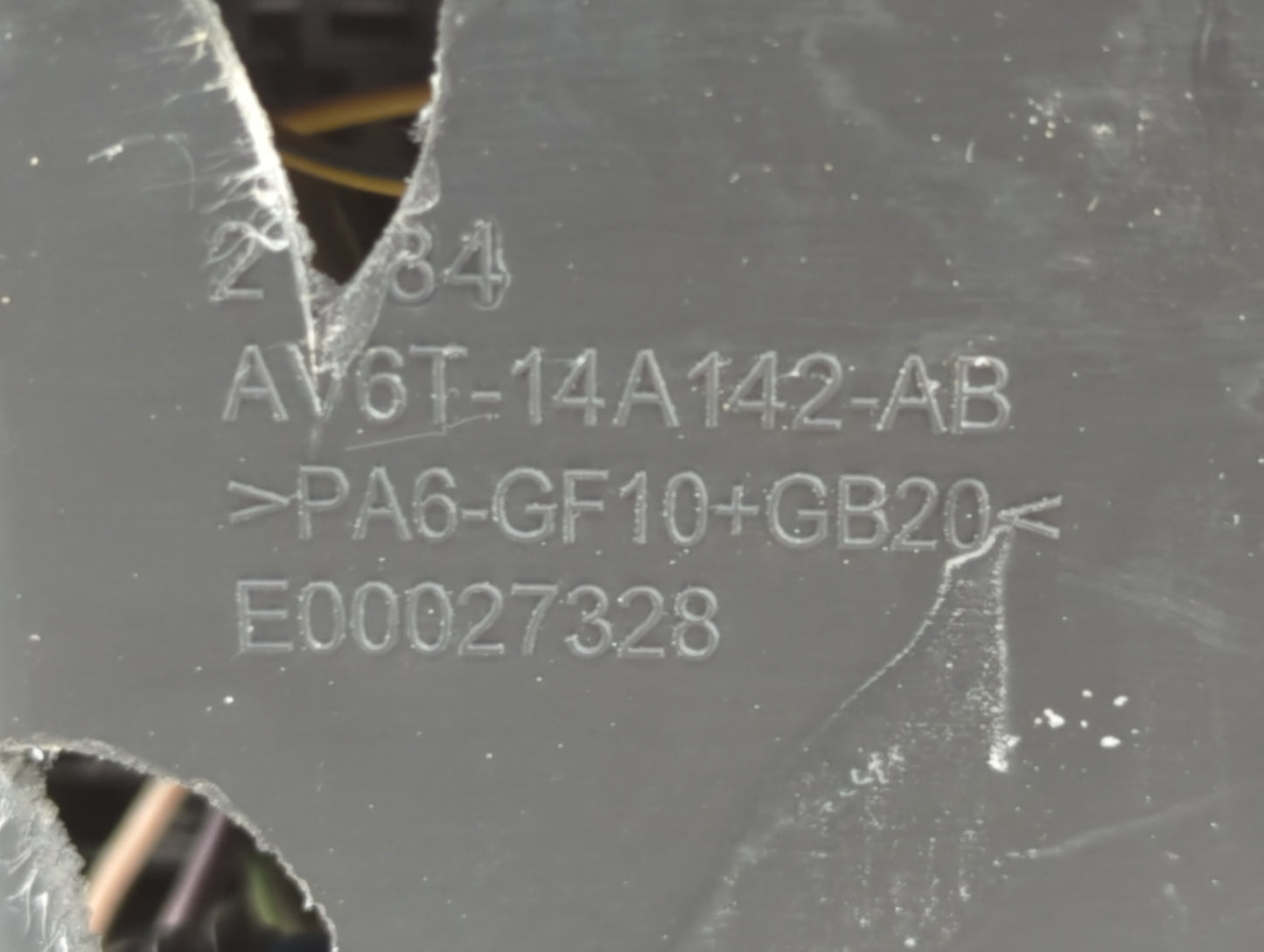 2012-2014 Ford Focus Fusebox Fuse Box Panel Relay Module P/N:EV4T-14K733 AV6T-14A142-AB, AV6T-14A142-AA Fits Fits 2012 2013 