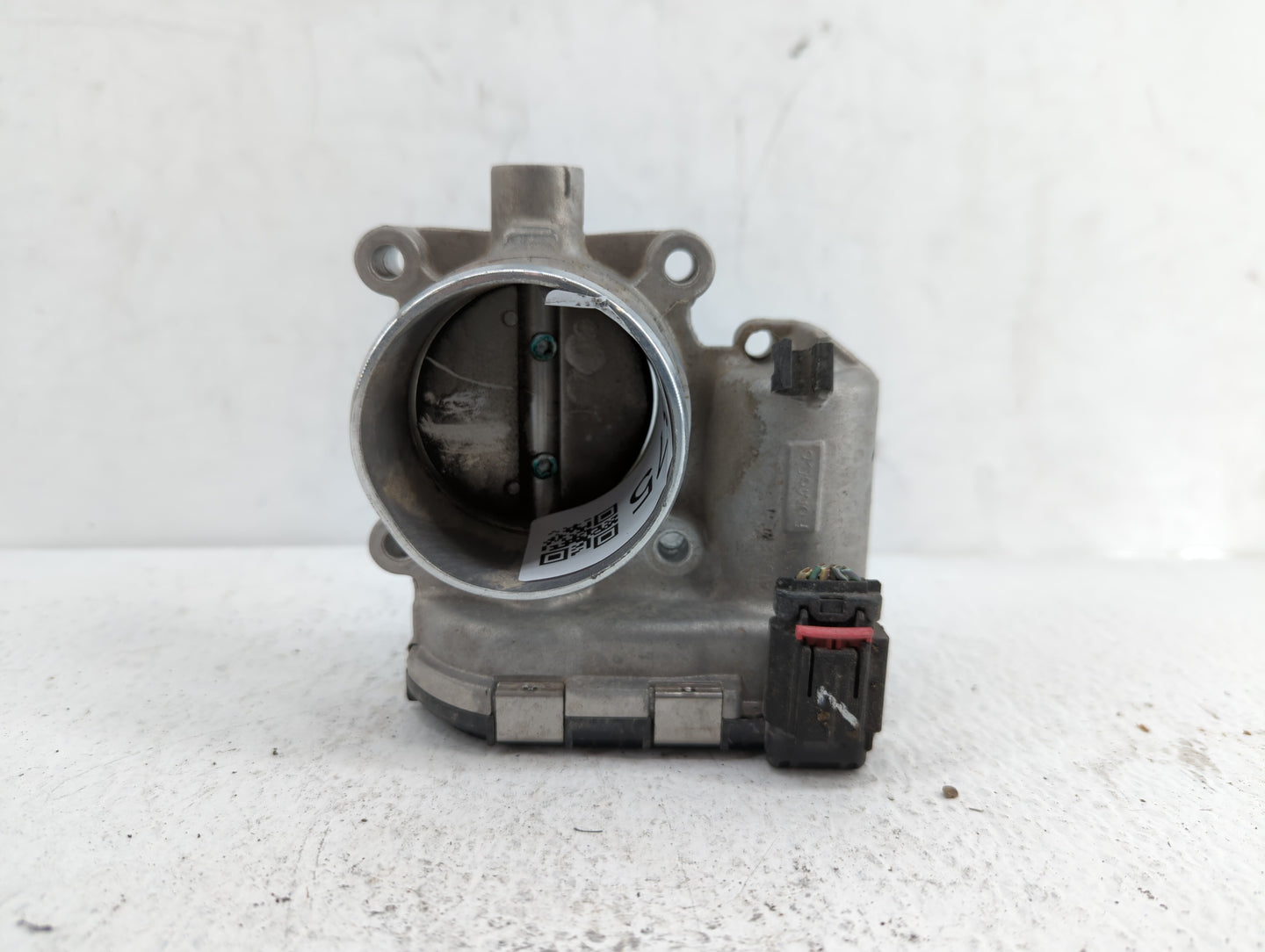 2014-2018 Ford Focus Throttle Body P/N:0 280 750 566 DS7E-9F991-BB Fits Fits 2014 2015 2016 2017 2018 2019 OEM Used Auto Par