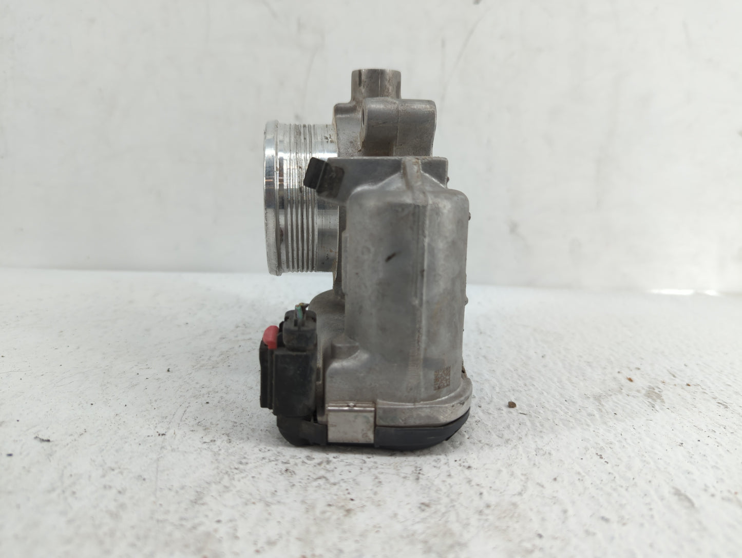 2014-2018 Ford Focus Throttle Body P/N:0 280 750 566 DS7E-9F991-BB Fits Fits 2014 2015 2016 2017 2018 2019 OEM Used Auto Par