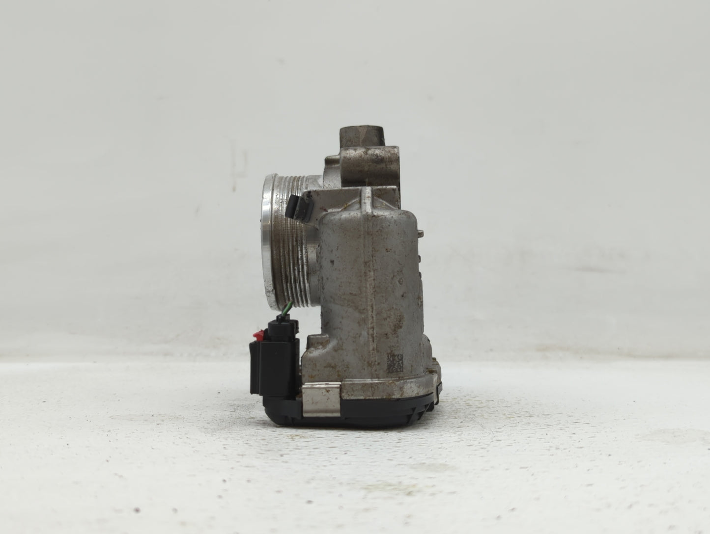 2014-2018 Ford Focus Throttle Body P/N:0 280 750 566 DS7E-9F991-BB Fits Fits 2014 2015 2016 2017 2018 2019 OEM Used Auto Par