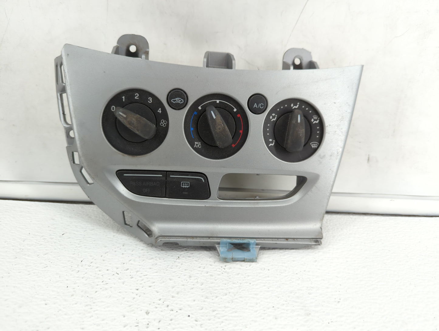 2013-2014 Ford Focus Climate Control Module Temperature AC/Heater Replacement P/N:E1062773 CM5T-19980-AF Fits Fits 2013 2014