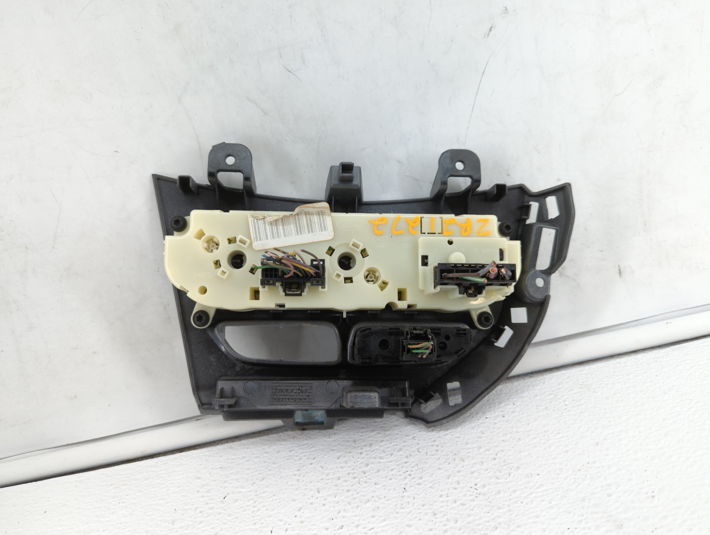 2013-2014 Ford Focus Climate Control Module Temperature AC/Heater Replacement P/N:E1062773 CM5T-19980-AF Fits Fits 2013 2014