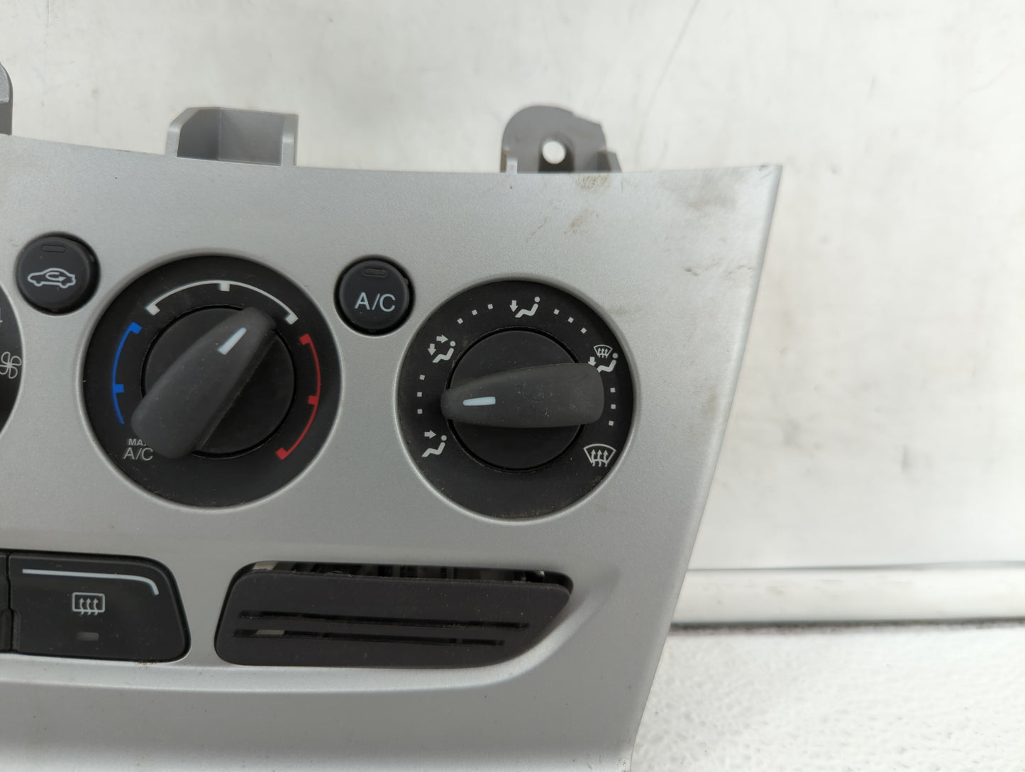 2013-2014 Ford Focus Climate Control Module Temperature AC/Heater Replacement P/N:E1062773 CM5T-19980-AF Fits Fits 2013 2014