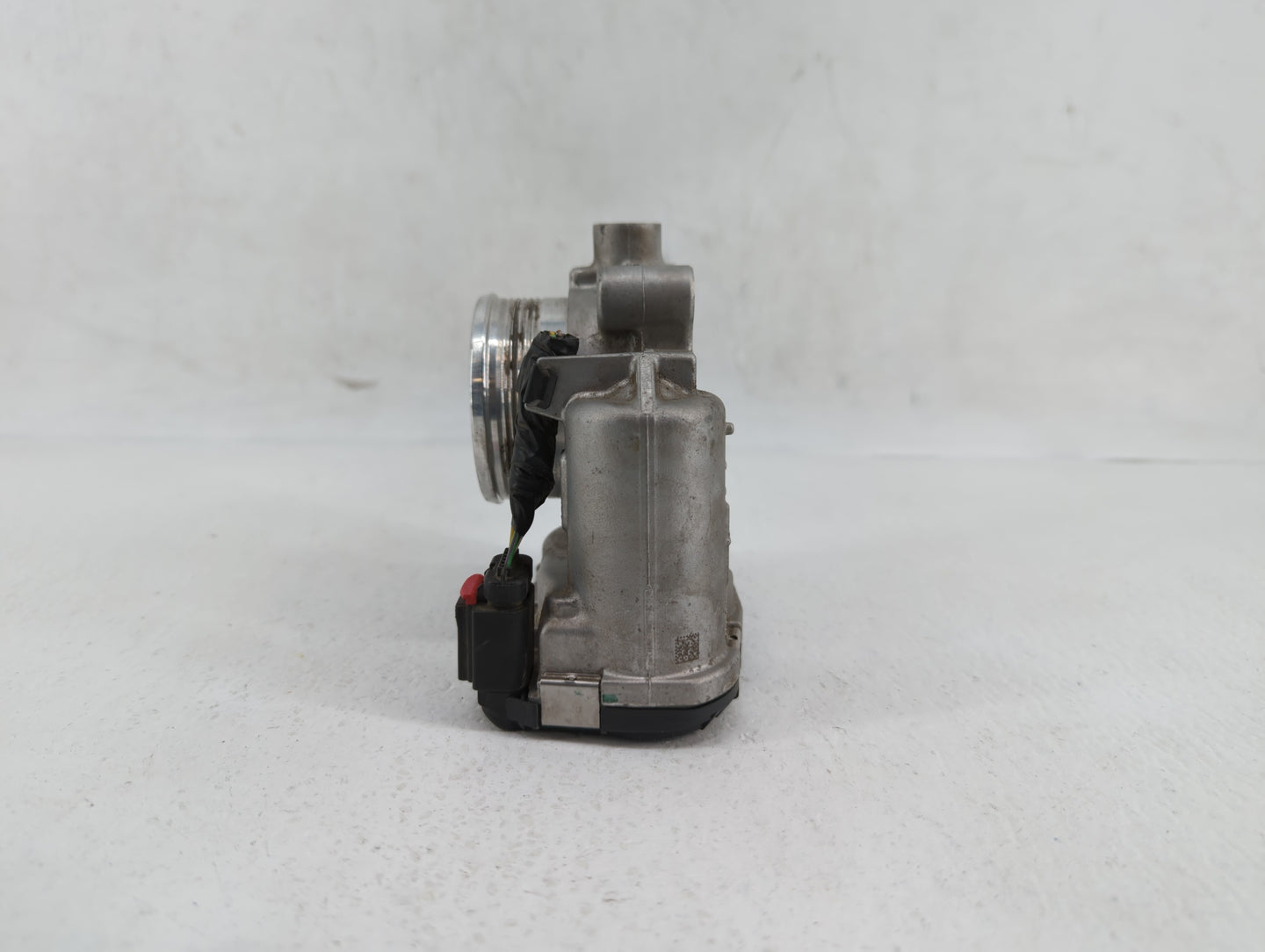 2014-2018 Ford Focus Throttle Body P/N:0 280 750 566 DS7E-9F991-BB Fits Fits 2014 2015 2016 2017 2018 2019 OEM Used Auto Par