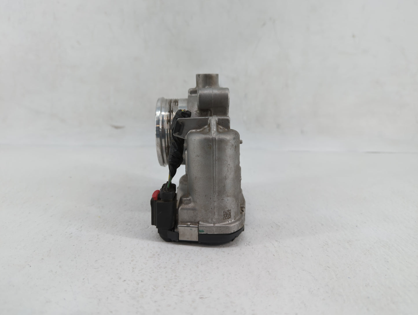 2014-2018 Ford Focus Throttle Body P/N:0 280 750 566 DS7E-9F991-BB Fits Fits 2014 2015 2016 2017 2018 2019 OEM Used Auto Par