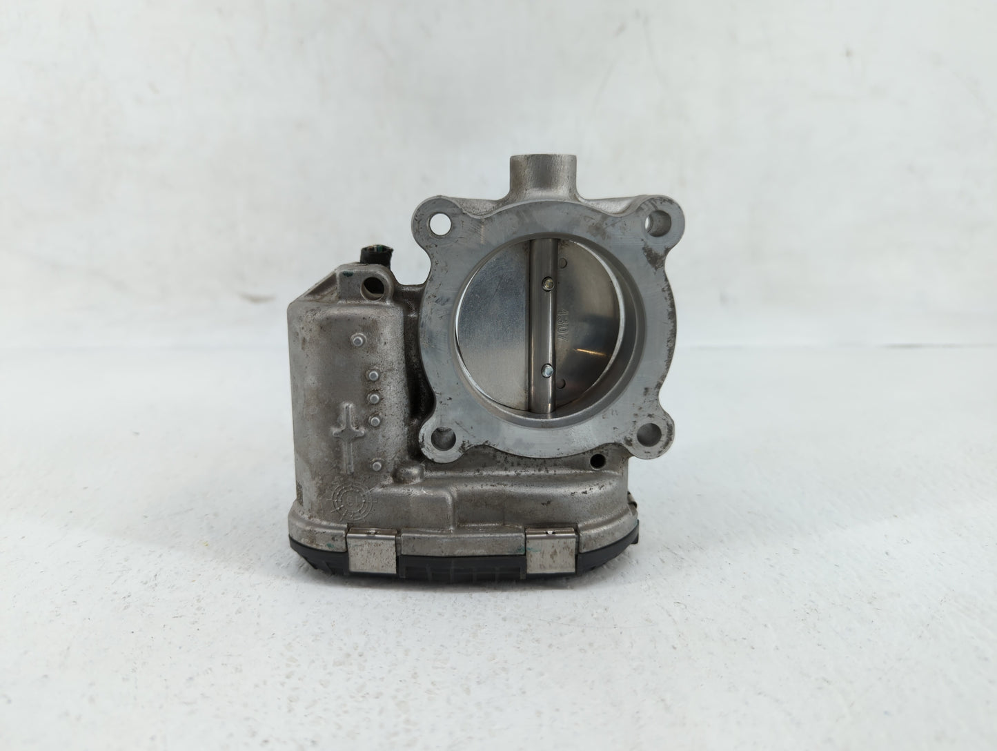 2014-2018 Ford Focus Throttle Body P/N:0 280 750 566 DS7E-9F991-BB Fits Fits 2014 2015 2016 2017 2018 2019 OEM Used Auto Par