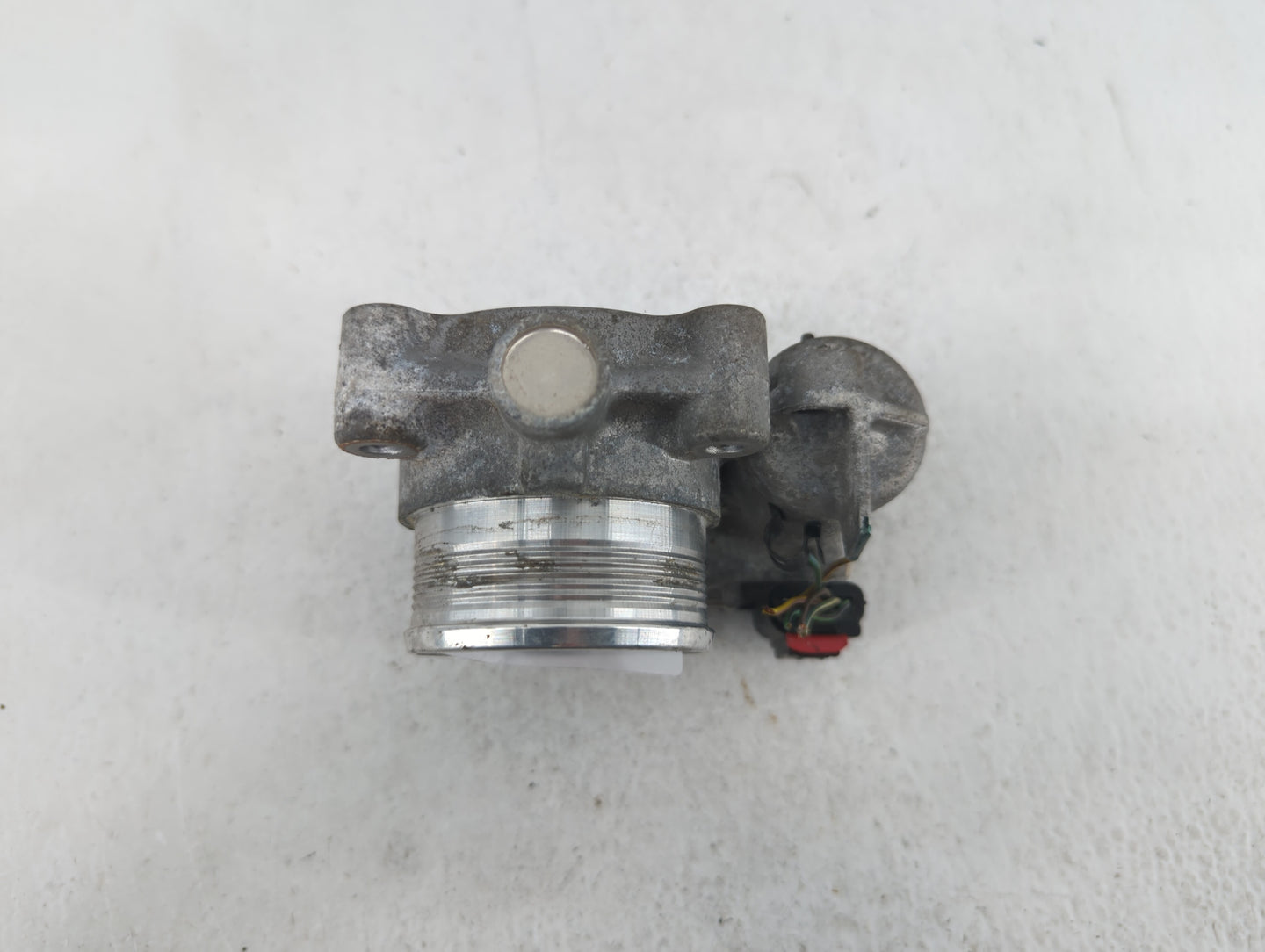 2014-2018 Ford Focus Throttle Body P/N:0 280 750 566 DS7E-9F991-BB Fits Fits 2014 2015 2016 2017 2018 2019 OEM Used Auto Par
