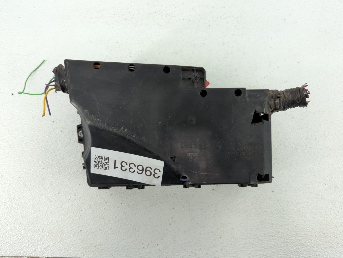 2012-2014 Ford Focus Fusebox Fuse Box Panel Relay Module P/N:AV6T-14A067-AC EV4T-14K733, AV6T-14A142-AB Fits Fits 2012 2013 