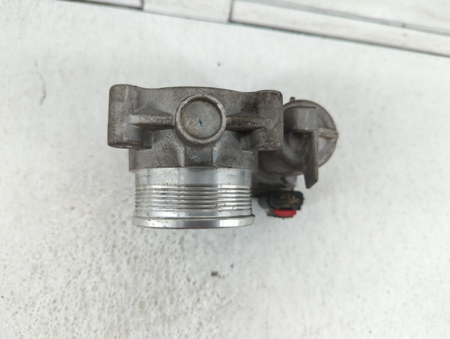 2014-2018 Ford Focus Throttle Body P/N:DS7E-9F991-BB Fits Fits 2014 2015 2016 2017 2018 2019 2020 2021 2022 OEM Used Auto Pa