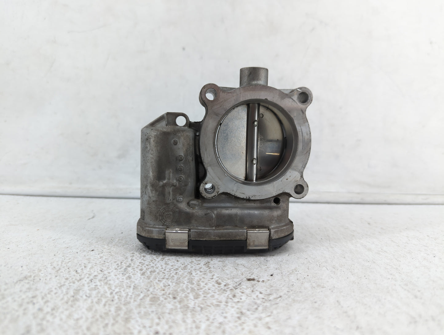 2014-2018 Ford Focus Throttle Body P/N:DS7E-9F991-BB Fits Fits 2014 2015 2016 2017 2018 2019 2020 2021 2022 OEM Used Auto Pa