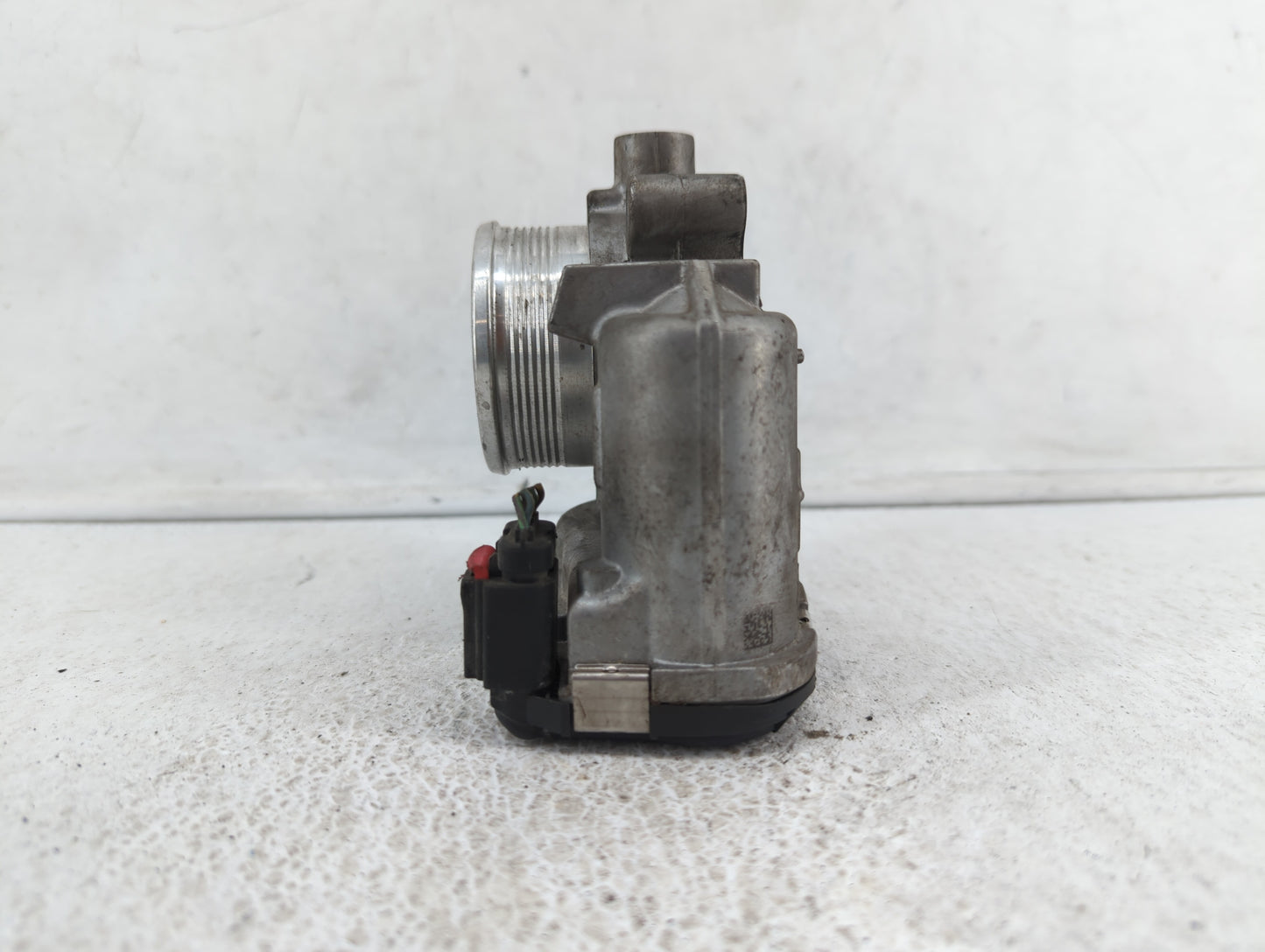 2014-2018 Ford Focus Throttle Body P/N:DS7E-9F991-BB Fits Fits 2014 2015 2016 2017 2018 2019 2020 2021 2022 OEM Used Auto Pa