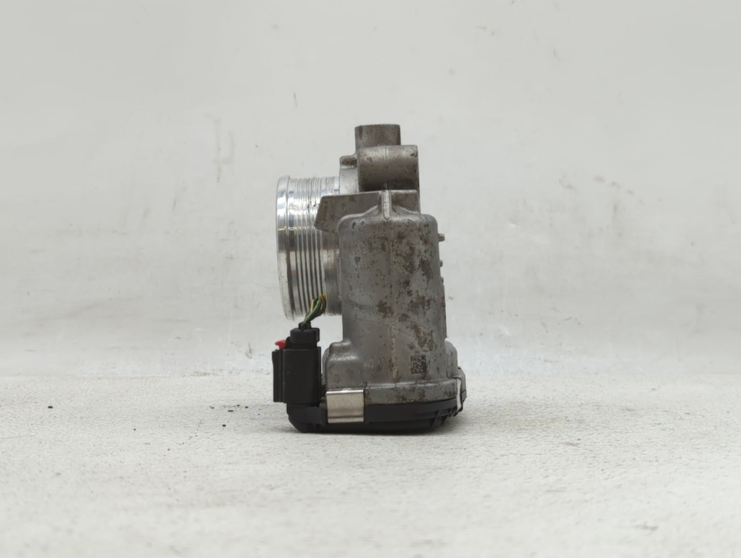 2014-2018 Ford Focus Throttle Body P/N:DS7E-9F991-BB Fits Fits 2014 2015 2016 2017 2018 2019 OEM Used Auto Parts - Oemusedau