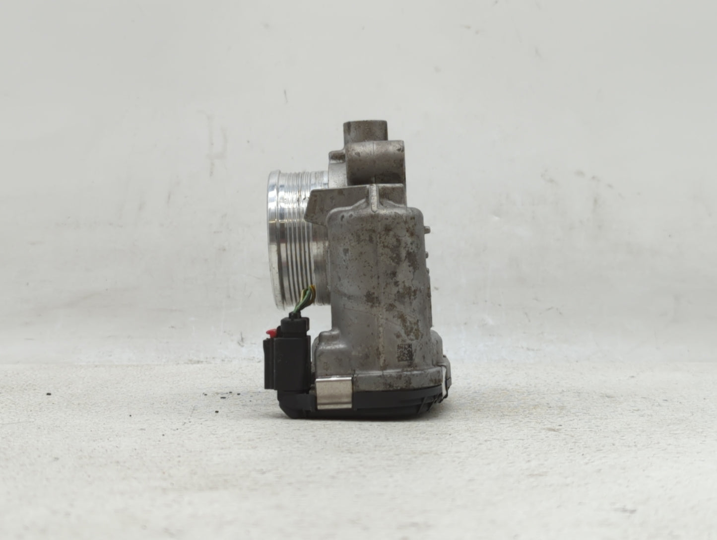 2014-2018 Ford Focus Throttle Body P/N:DS7E-9F991-BB Fits Fits 2014 2015 2016 2017 2018 2019 OEM Used Auto Parts - Oemusedau