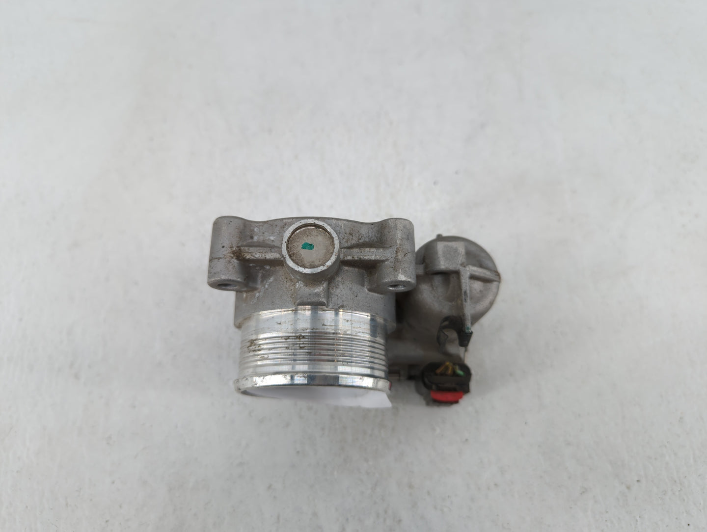 2014-2018 Ford Focus Throttle Body P/N:DS7E-9F991-BB Fits Fits 2014 2015 2016 2017 2018 2019 OEM Used Auto Parts - Oemusedau