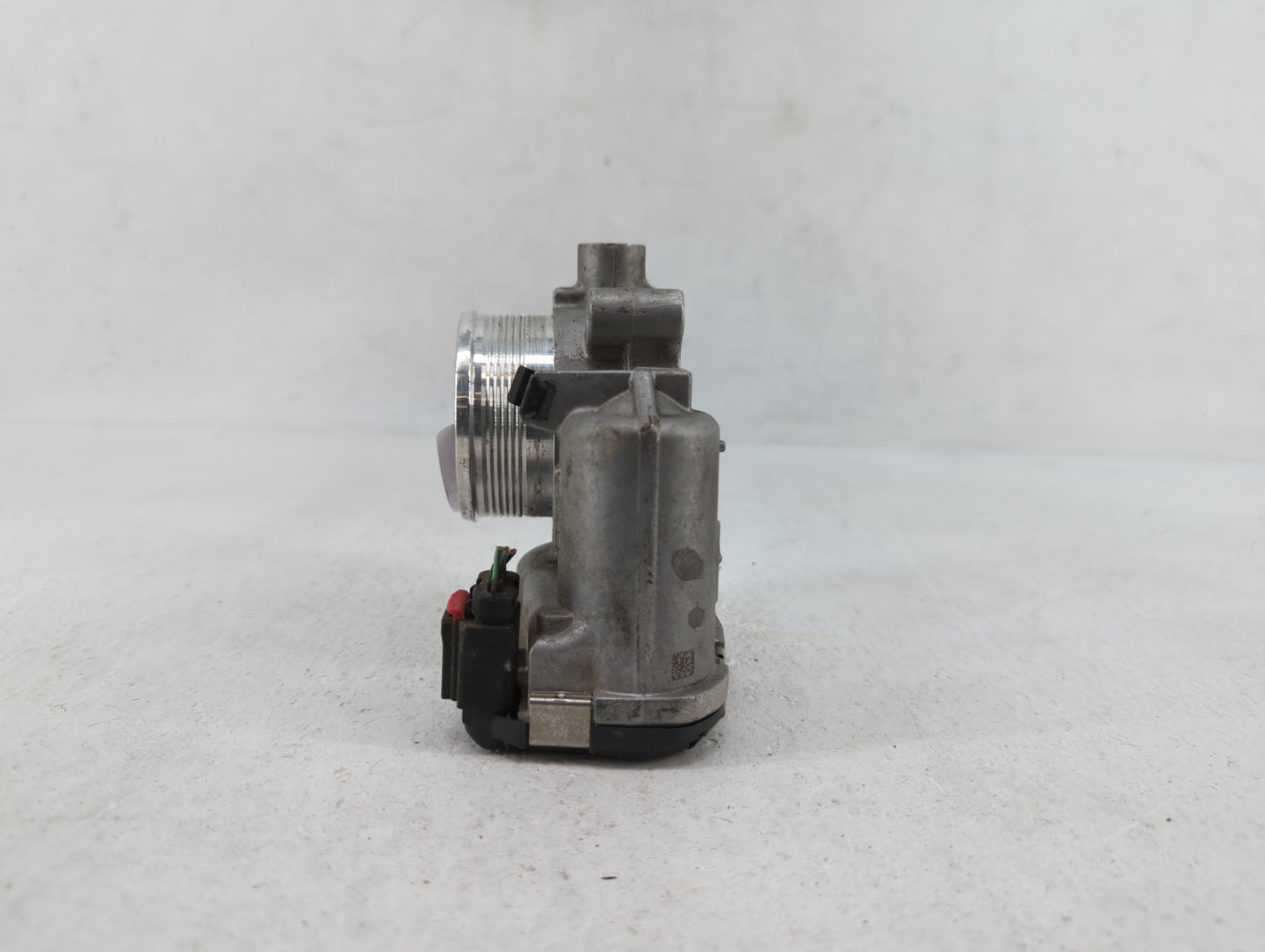 2014-2018 Ford Focus Throttle Body P/N:DS7E-9F991-BB Fits Fits 2014 2015 2016 2017 2018 2019 OEM Used Auto Parts - Oemusedau