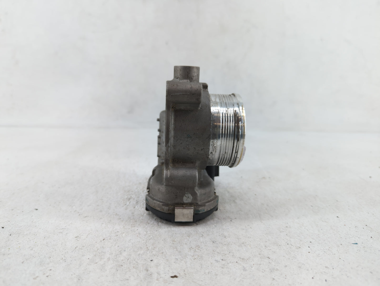 2014-2018 Ford Focus Throttle Body P/N:DS7E-9F991-BB Fits Fits 2014 2015 2016 2017 2018 2019 OEM Used Auto Parts - Oemusedau