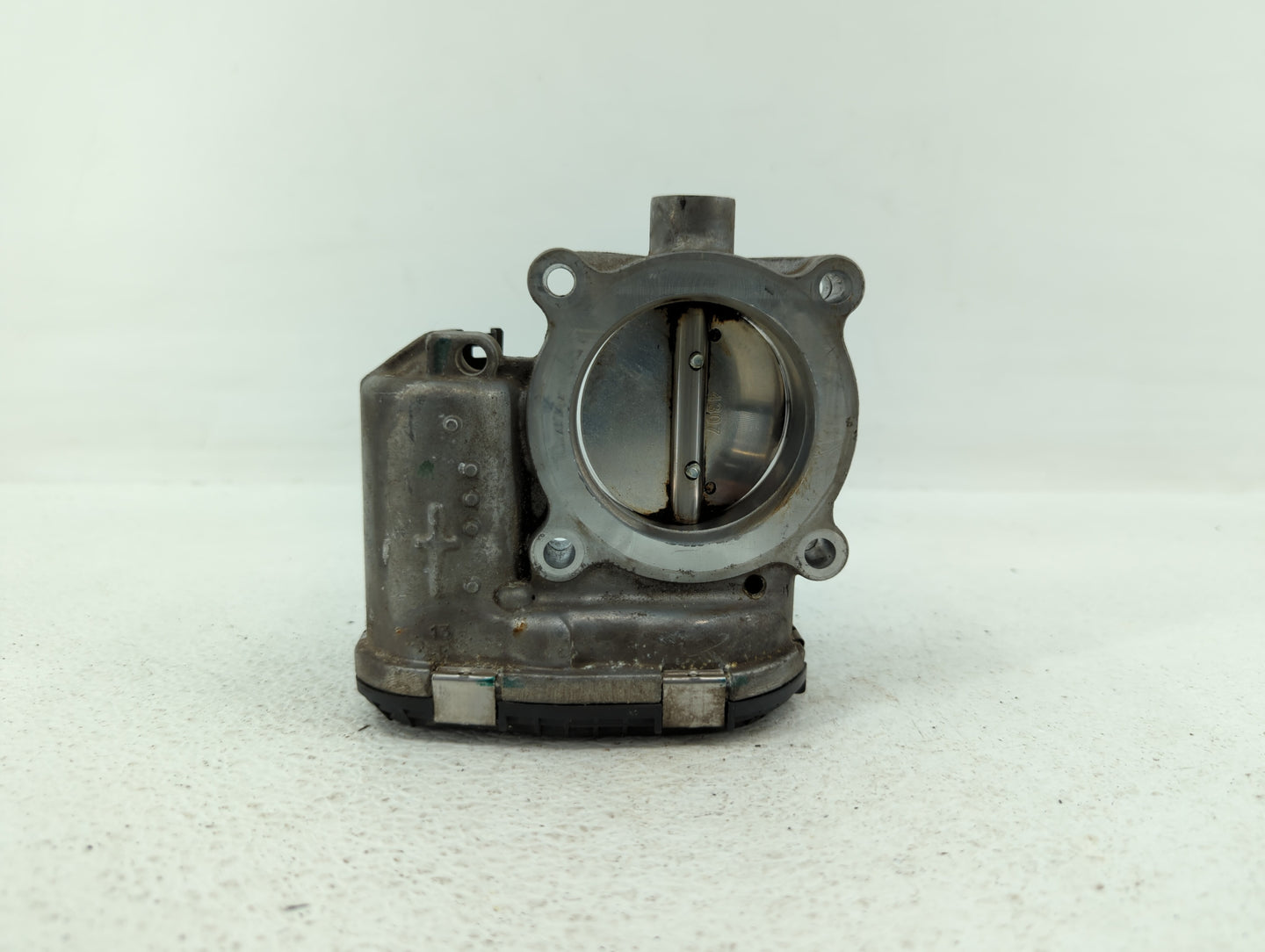 2014-2018 Ford Focus Throttle Body P/N:DS7E-9F991-BB Fits Fits 2014 2015 2016 2017 2018 2019 OEM Used Auto Parts - Oemusedau