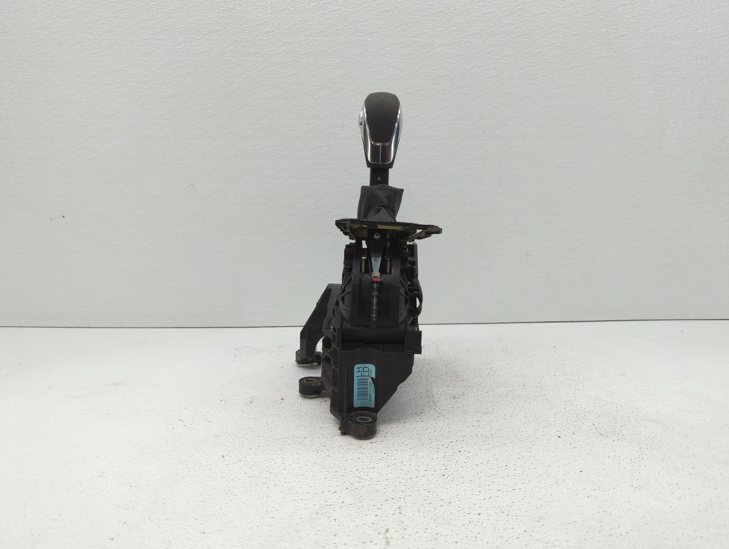 2014 Ford Focus Floor Console Assembly Shifter Black 410623 - Oemusedautoparts1.com