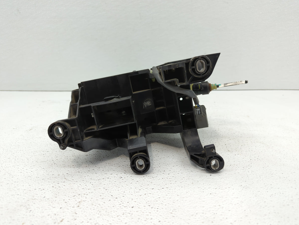 2014 Ford Focus Floor Console Assembly Shifter Black 410624 - Oemusedautoparts1.com