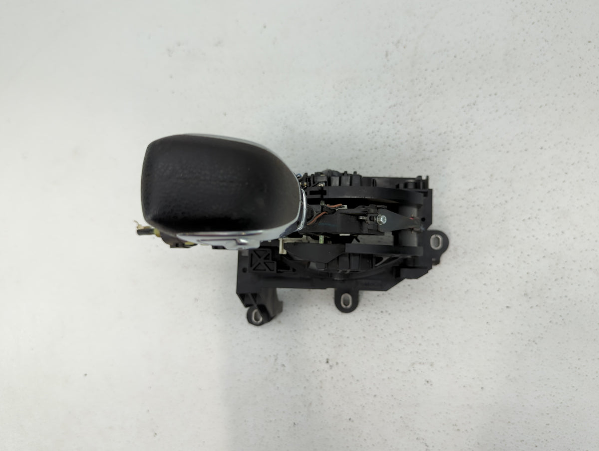 2014 Ford Focus Floor Console Assembly Shifter Black 410635 - Oemusedautoparts1.com