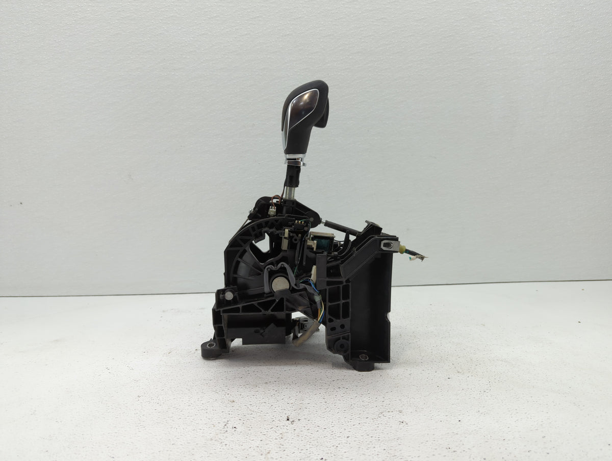 2014 Ford Focus Floor Console Assembly Shifter Black 410635 - Oemusedautoparts1.com