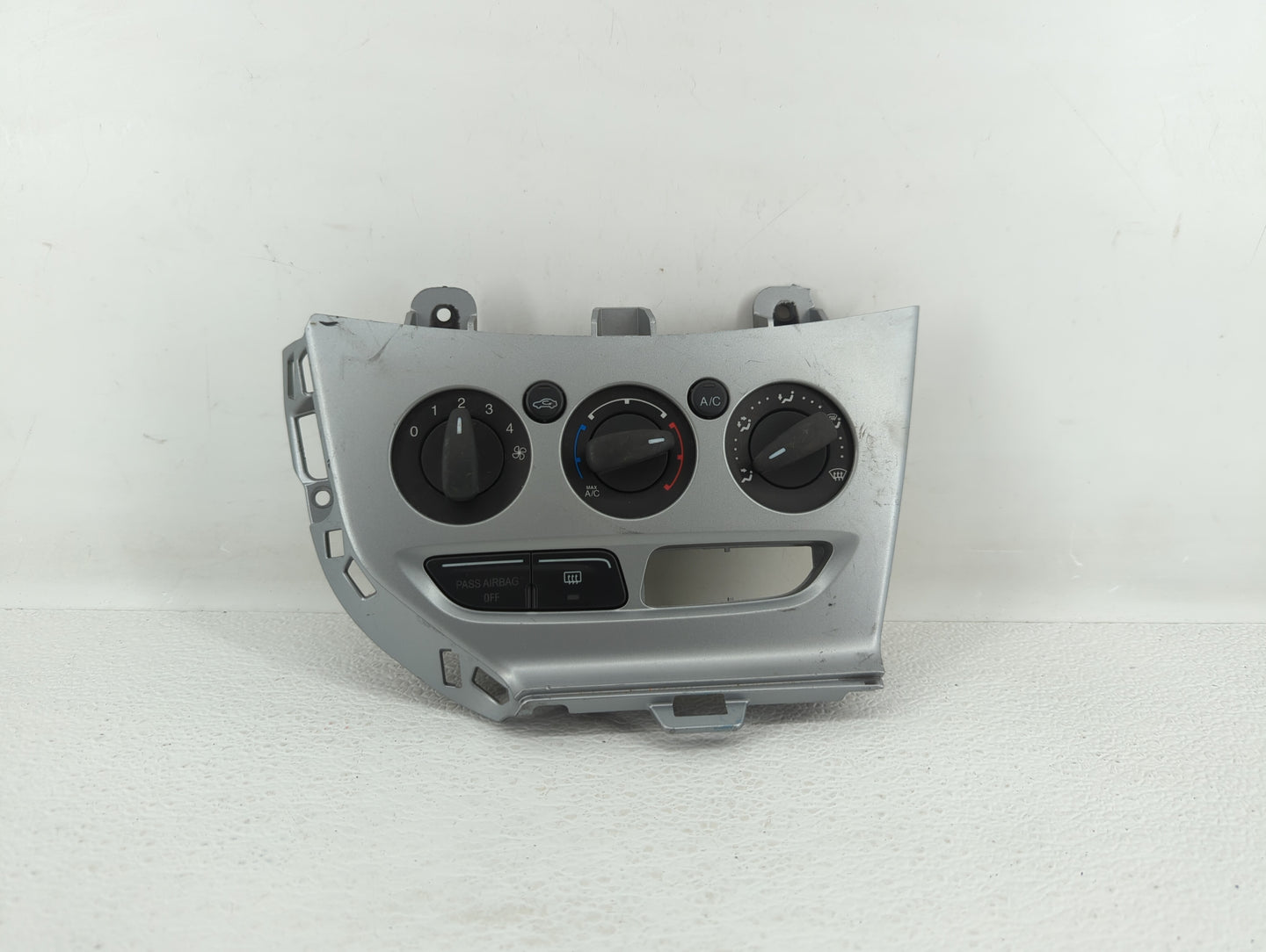 2013-2014 Ford Focus Climate Control Module Temperature AC/Heater Replacement P/N:CM5T-19980-AF CM5T-19980-AE Fits Fits 2013