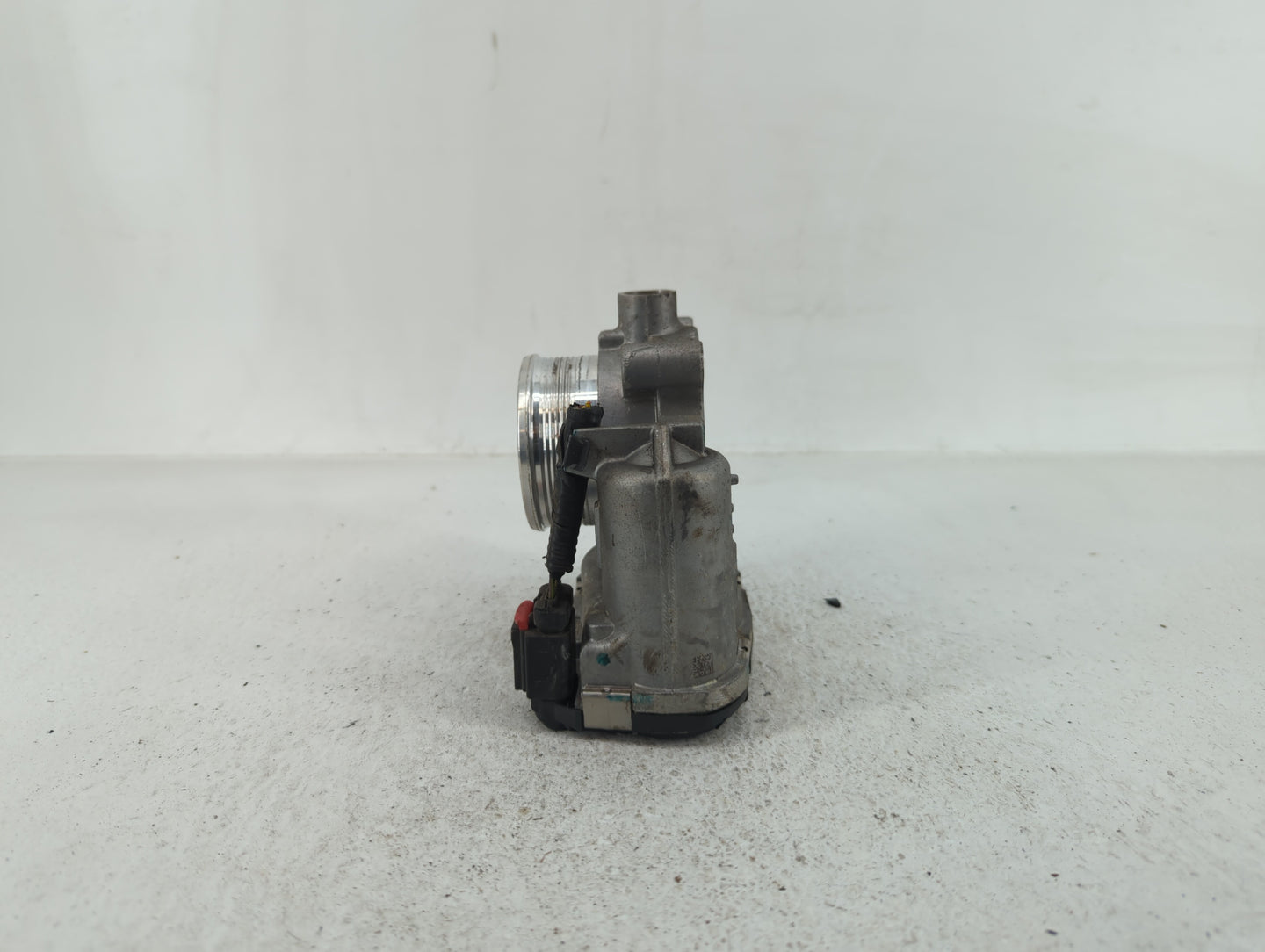 2014-2018 Ford Focus Throttle Body P/N:DS7E-9F991-BB Fits Fits 2014 2015 2016 2017 2018 2019 2020 2021 2022 OEM Used Auto Pa