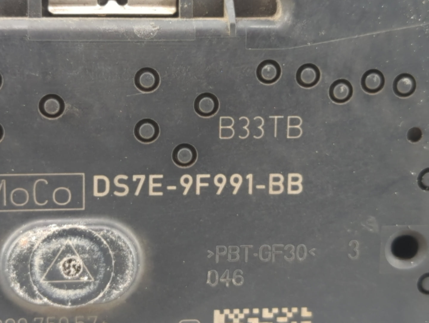 2014-2018 Ford Focus Throttle Body P/N:DS7E-9F991-BB Fits Fits 2014 2015 2016 2017 2018 2019 2020 2021 2022 OEM Used Auto Pa