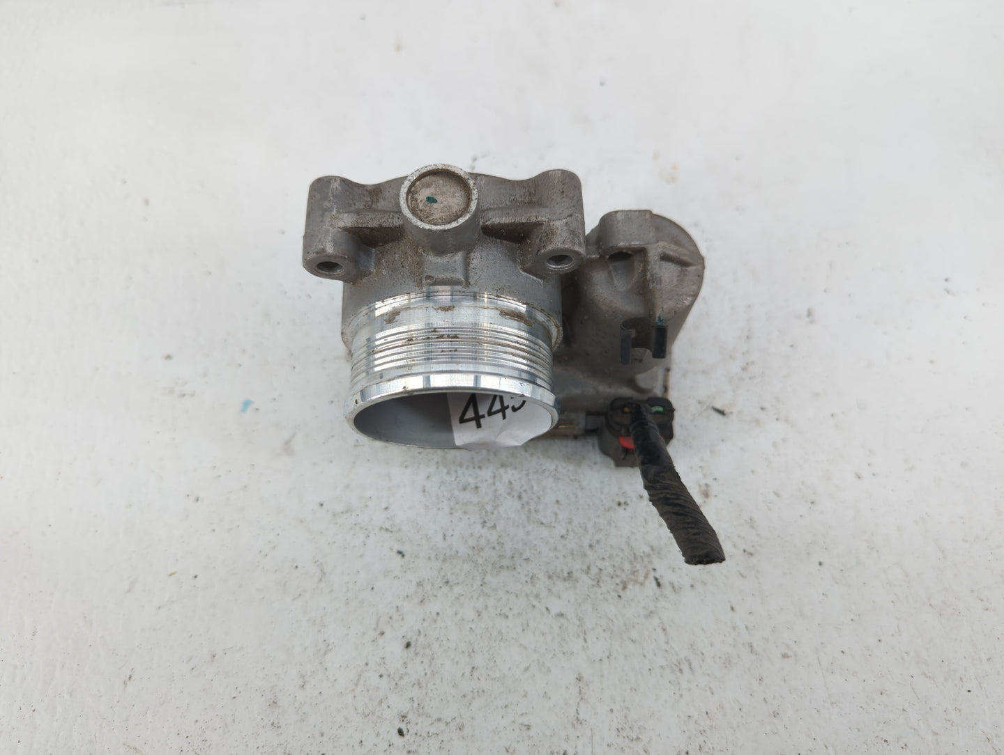 2014 Ford Focus Throttle Body P/N:DS7E-9F991-BB DS7E-9F991-AH Fits Fits 2013 2015 2016 2017 2018 2019 2020 2021 2022 OEM Use