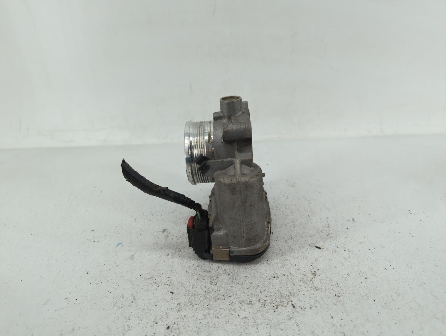 2014 Ford Focus Throttle Body P/N:DS7E-9F991-BB DS7E-9F991-AH Fits Fits 2013 2015 2016 2017 2018 2019 2020 2021 2022 OEM Use
