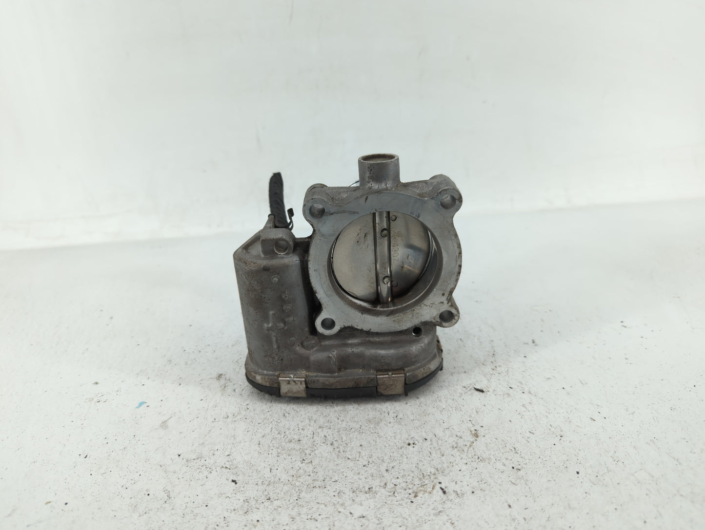 2014 Ford Focus Throttle Body P/N:DS7E-9F991-BB DS7E-9F991-AH Fits Fits 2013 2015 2016 2017 2018 2019 2020 2021 2022 OEM Use