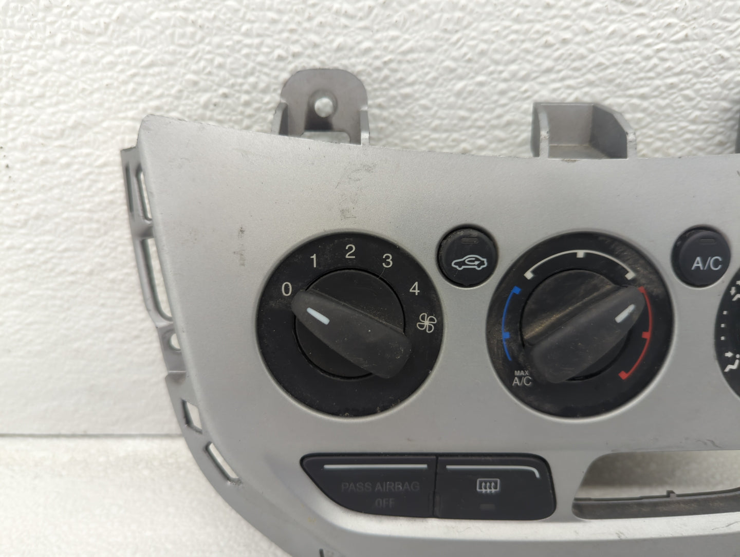 2013-2014 Ford Focus Climate Control Module Temperature AC/Heater Replacement P/N:CM5T-19980-AF CM5T-19980-AE Fits Fits 2013