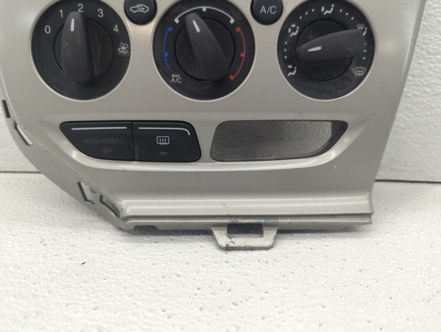 2013-2014 Ford Focus Climate Control Module Temperature AC/Heater Replacement P/N:CM5T-19980-AF CM5T-19980-AE Fits Fits 2013