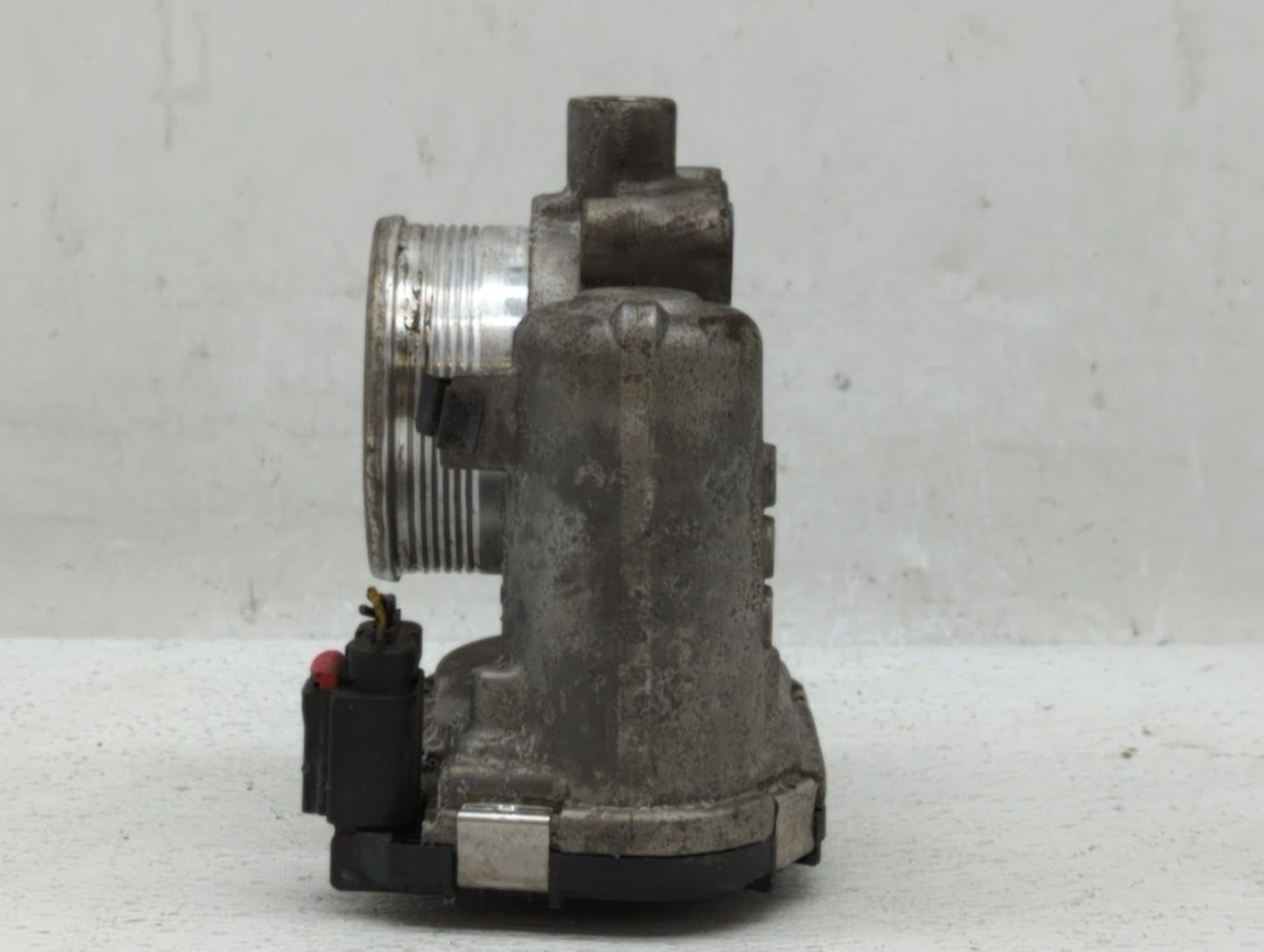 2014-2018 Ford Focus Throttle Body P/N:CM5E-9F991-AD DS7E-9F991-BD Fits Fits 2014 2015 2016 2017 2018 2019 2020 2021 2022 OE