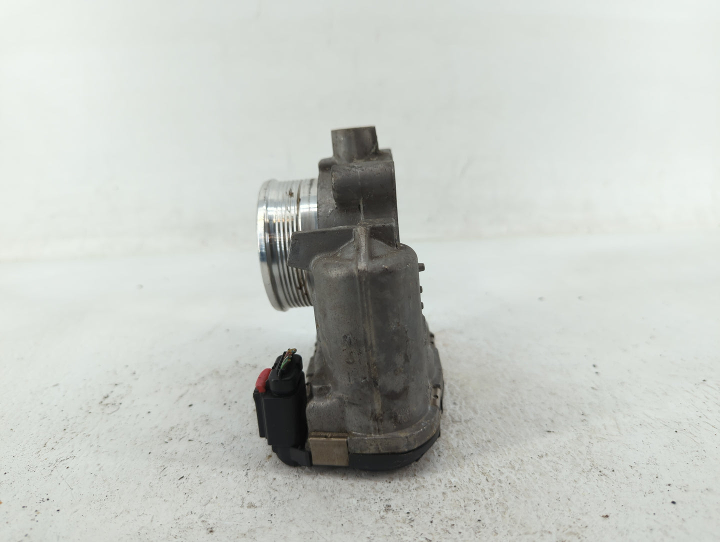 2014-2018 Ford Focus Throttle Body P/N:DS7E-9F991-BD DS7E-9F991-BB Fits Fits 2014 2015 2016 2017 2018 2019 2020 2021 2022 OE